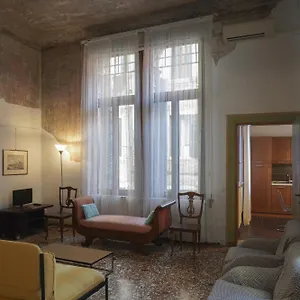 Apartment Melusina Rialto Historical Center, Venedig